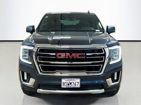 Used 2021 GMC Yukon SLT w/ SLT Luxury Plus Package image 2