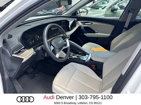Used 2025 Audi Q5 Premium w/ 19" Wheel Package AWD/4WD image 12