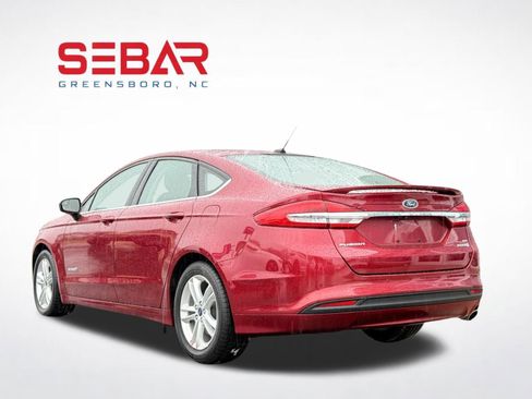 Used 2018 Ford Fusion SE image 9