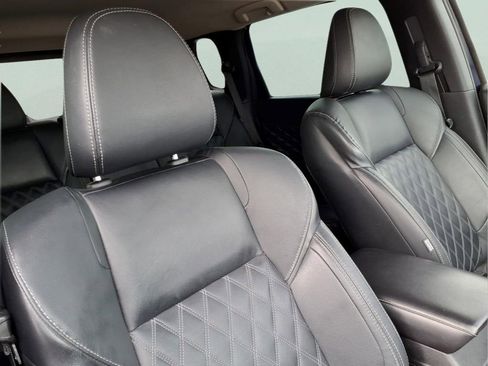 Used 2022 Mitsubishi Outlander SEL AWD/4WD image 16
