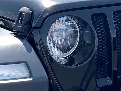 Used 2019 Jeep Wrangler Unlimited Sport S AWD/4WD image 28