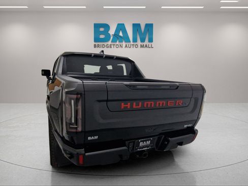 New 2025 GMC Hummer EV 3X w/ LPO, Sport Package image 33