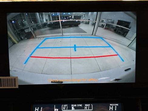 New 2026 Toyota Sienna XLE image 24