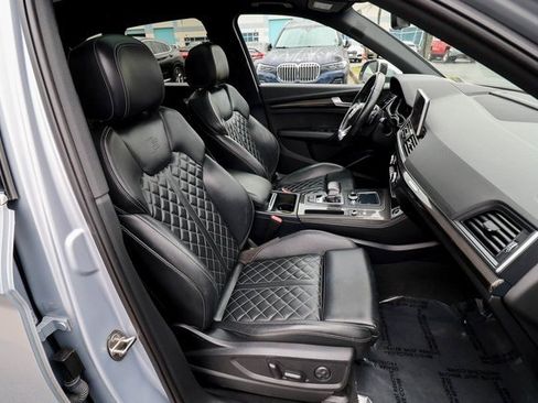 Used 2018 Audi SQ5 Prestige w/ Prestige Package image 44