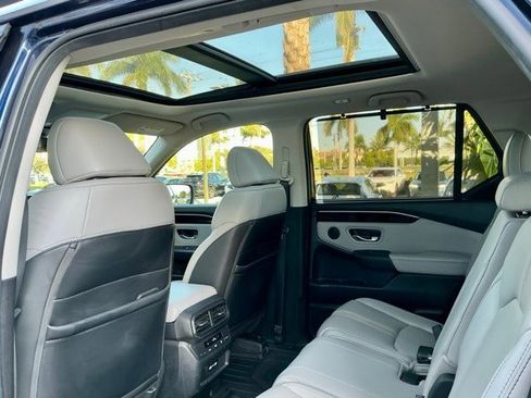 Certified 2023 Honda Pilot Touring image 10
