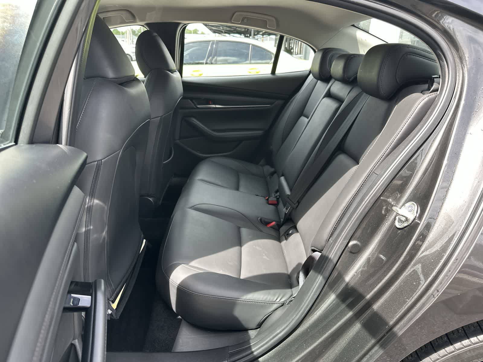 Used 2024 MAZDA MAZDA3 s FWD image 4