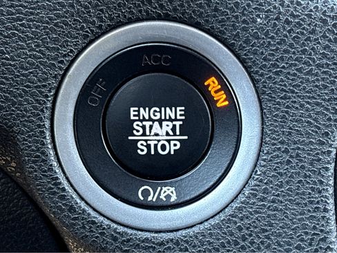 Used 2018 Dodge Charger SXT Plus image 8