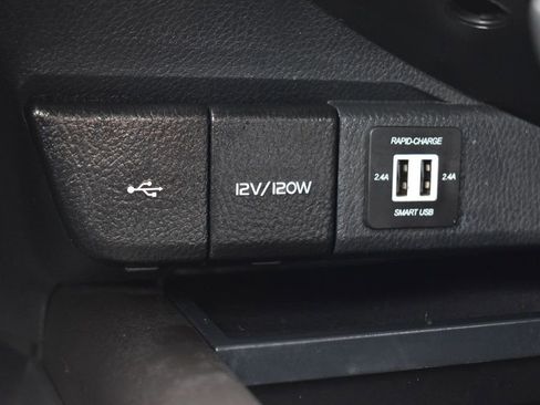 Used 2023 Toyota Camry SE image 34