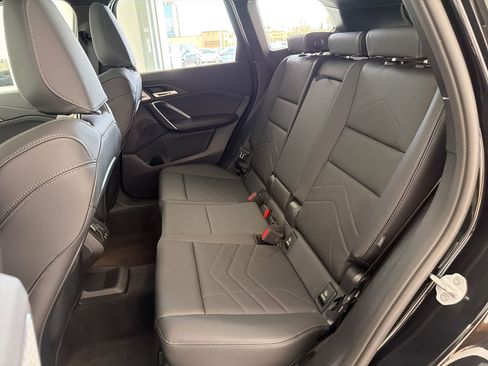 Used 2025 BMW X1 xDrive28i w/ M Sport Package AWD/4WD image 15