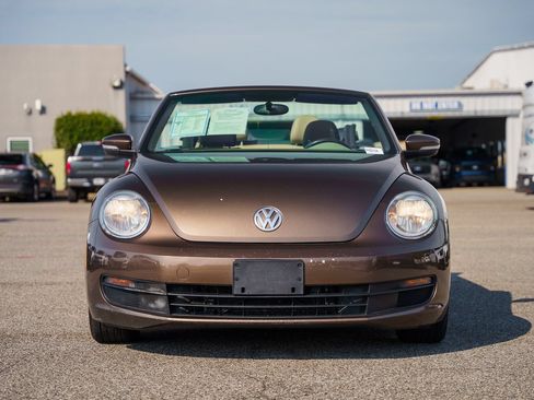 Used 2014 Volkswagen Beetle 1.8T FWD image 6