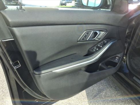 Used 2025 BMW 330i xDrive Sedan image 10
