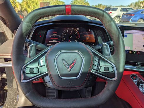 Used 2020 Chevrolet Corvette Stingray Premium Cpe w/ 3LT Preferred Equipment Group image 28