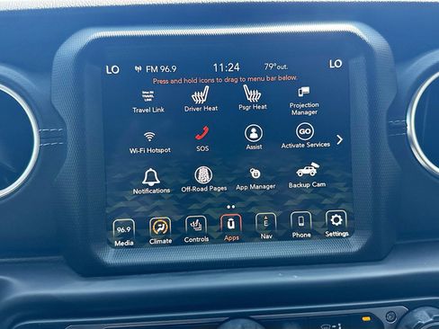 Used 2022 Jeep Wrangler Unlimited Sahara w/ Cold Weather Group AWD/4WD image 15