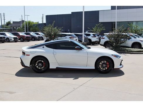 New 2027 Nissan Z Performance RWD image 7