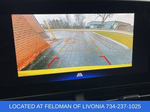 Used 2024 Chevrolet Trax ACTIV w/ Driver Confidence Package image 14