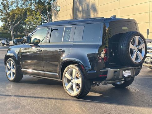 Certified 2025 Land Rover Defender 110 X-Dynamic SE image 3