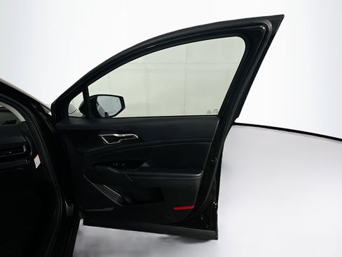 Used 2023 Kia Sportage EX image 30