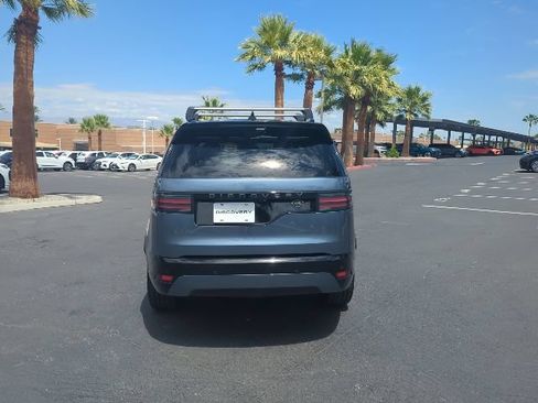 Used 2023 Land Rover Discovery S R-Dynamic AWD/4WD image 6