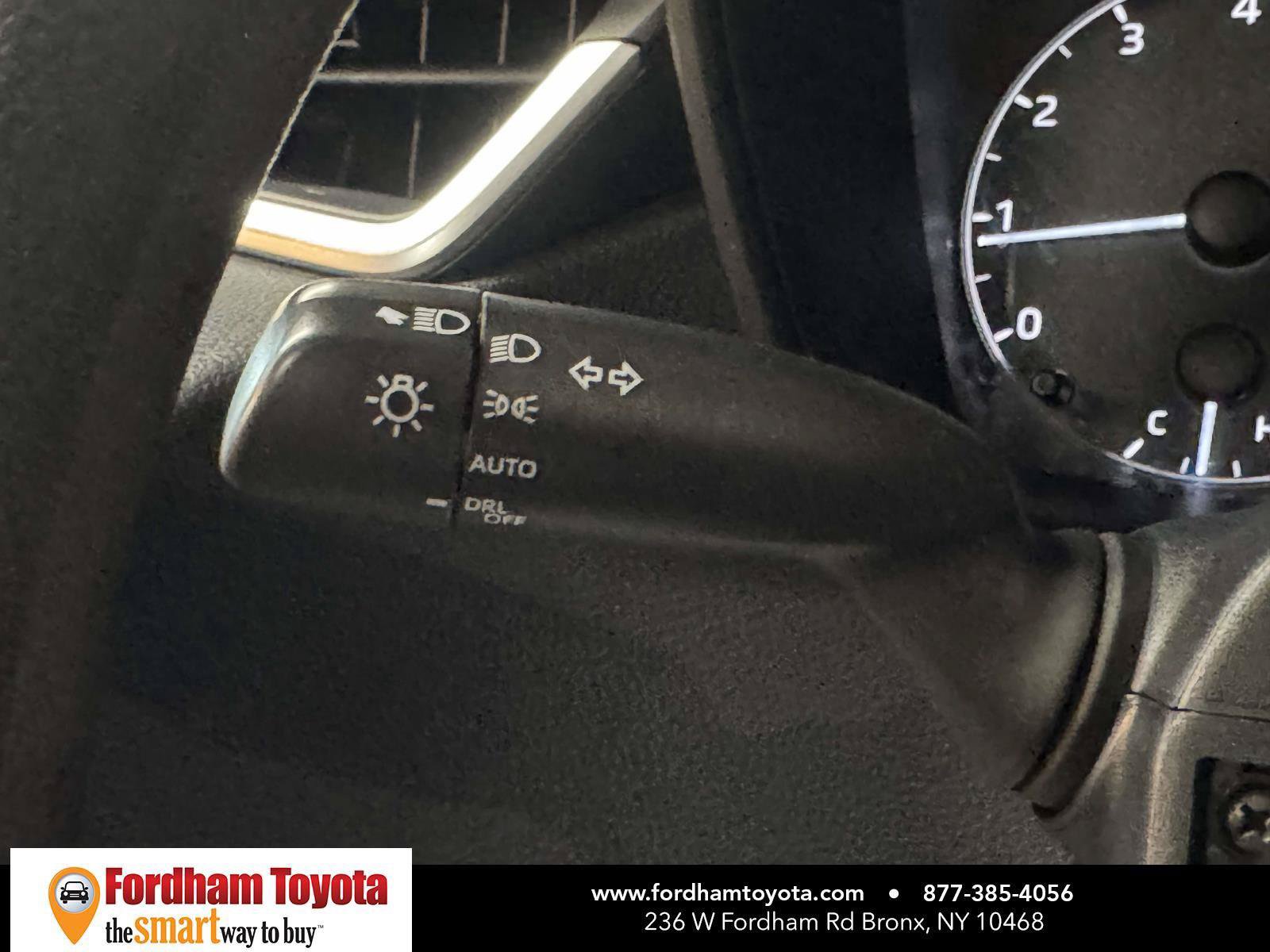 Used 2024 Toyota Corolla LE FWD image 22