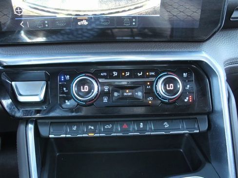 Used 2024 GMC Sierra 2500 Denali w/ Denali Reserve Package image 42