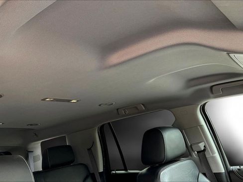 Used 2019 Chevrolet Tahoe LT AWD/4WD image 30