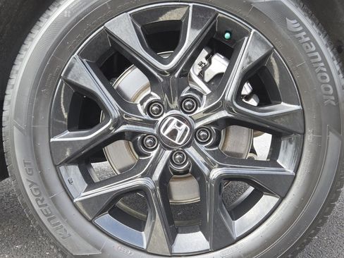 Certified 2024 Honda HR-V Sport image 11