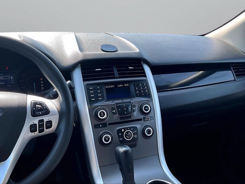 Used 2011 Ford Edge SE FWD image 6