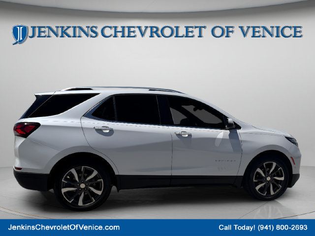 Used 2024 Chevrolet Equinox Premier FWD image 3