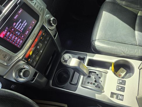 Used 2013 Toyota 4Runner Limited AWD/4WD image 14