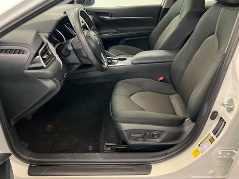 Used 2024 Toyota Camry LE FWD image 18