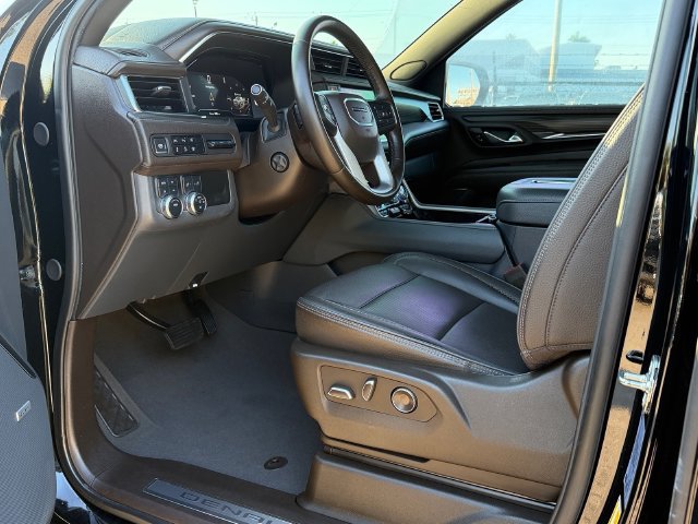 Certified 2024 GMC Yukon XL Denali AWD/4WD image 10