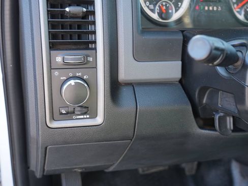 Used 2016 RAM 1500 Tradesman w/ Popular Equipment Group AWD/4WD image 16