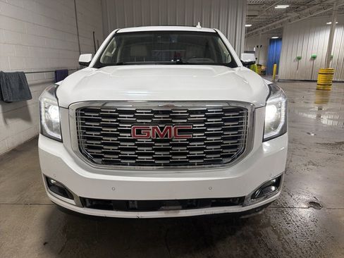 Used 2020 GMC Yukon XL Denali image 2
