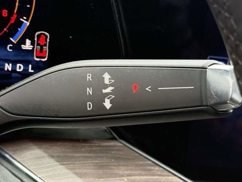 Certified 2025 Chevrolet Tahoe Z71 w/ Comfort Package AWD/4WD image 22