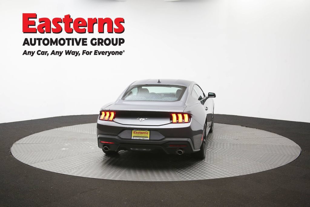 Used 2025 Ford Mustang Coupe RWD image 37