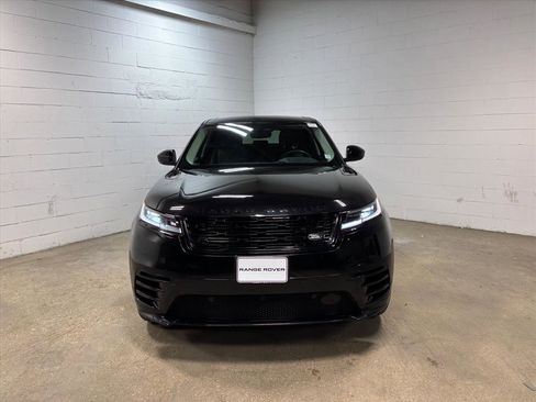 Used 2025 Land Rover Range Rover Velar Dynamic SE image 3