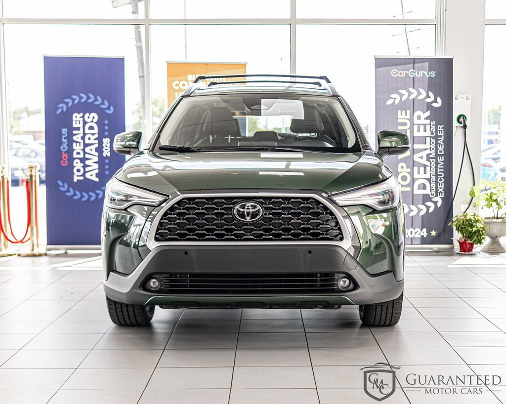 Used 2023 Toyota Corolla Cross XLE w/ Convenience Package AWD/4WD image 2
