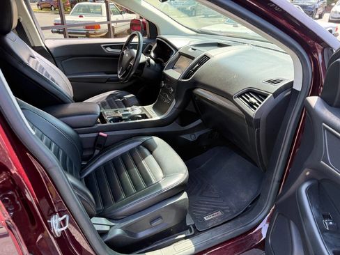 Used 2020 Ford Edge SEL FWD image 12