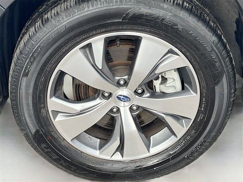 Used 2023 Subaru Ascent Premium w/ Convenience Package image 33