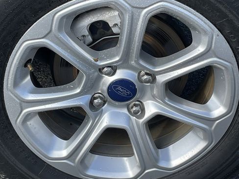 Used 2021 Ford EcoSport SE image 33