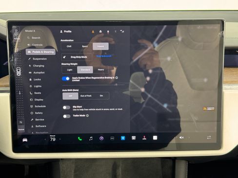 Used 2022 Tesla Model X image 23