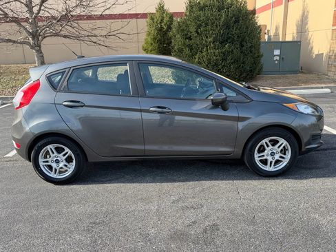Used 2019 Ford Fiesta SE image 7