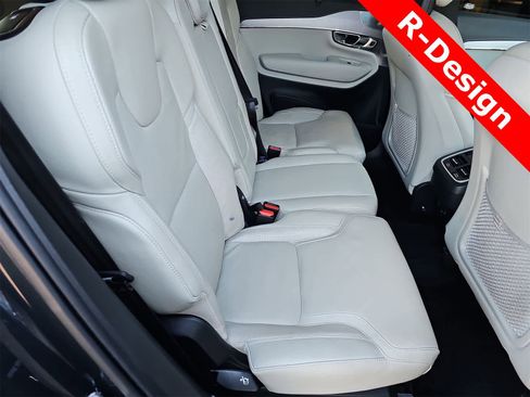 Used 2021 Volvo XC90 T6 R-Design w/ Advanced Package image 16