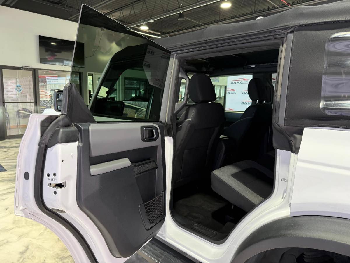 Used 2022 Ford Bronco Big Bend w/ Sasquatch Package AWD/4WD image 38