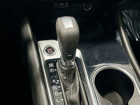 Used 2024 Nissan Altima 2.5 SV FWD image 25