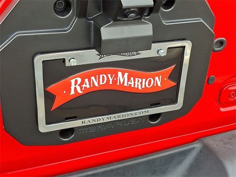 Used 2018 Jeep Wrangler Unlimited Sport S image 24