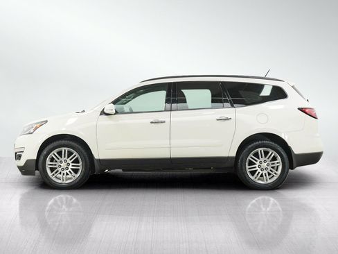 Used 2015 Chevrolet Traverse LT w/ Style and Technology Package AWD/4WD image 2