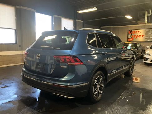 Used 2019 Volkswagen Tiguan SEL R-Line AWD/4WD image 8