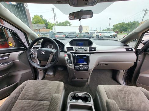 Used 2016 Honda Odyssey EX image 14