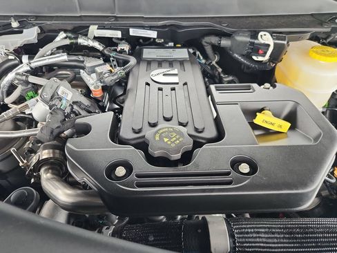 New 2026 RAM 3500 Tradesman AWD/4WD image 25